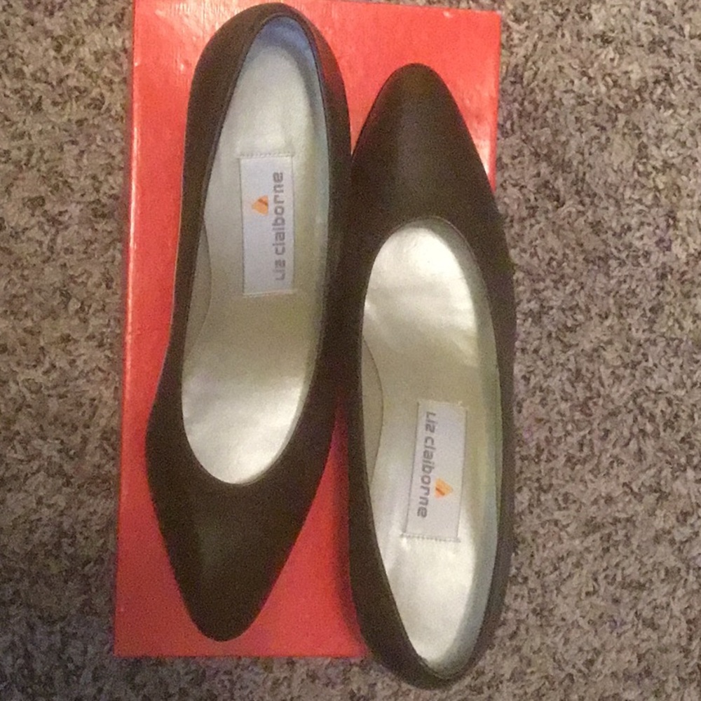 Liz Claiborne pumps